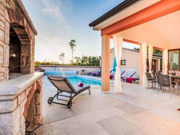 Ferienhaus für 8 Personen, mit Garten und Whirlpool, mit Haustier in Marčana