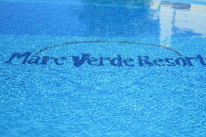 Apartment for 2 people, with terrace and pool in Mare Verde