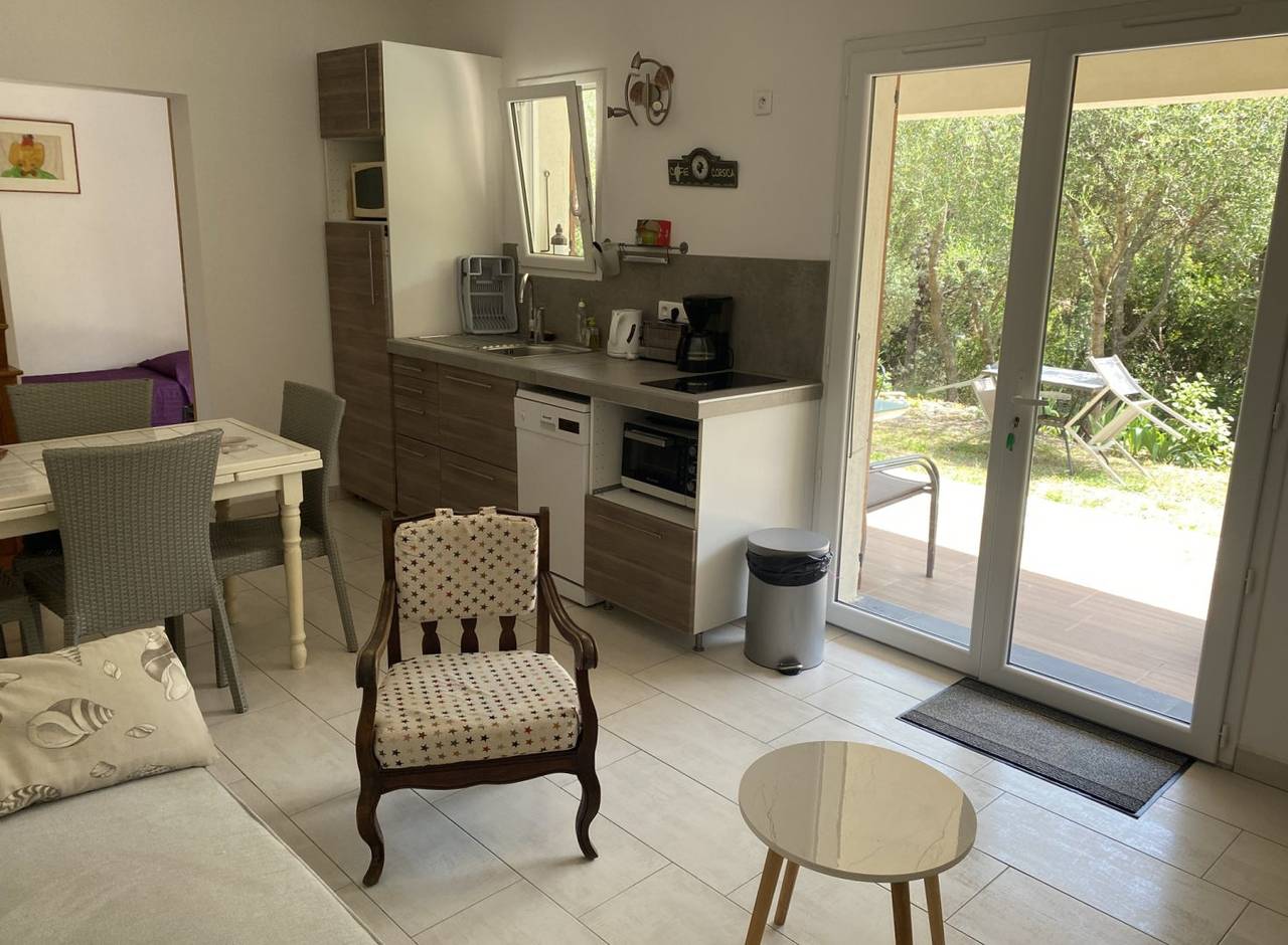 Maisonnette mitoyenne, bord de mer, région de Saint-Florent in Farinole, Région de Calvi