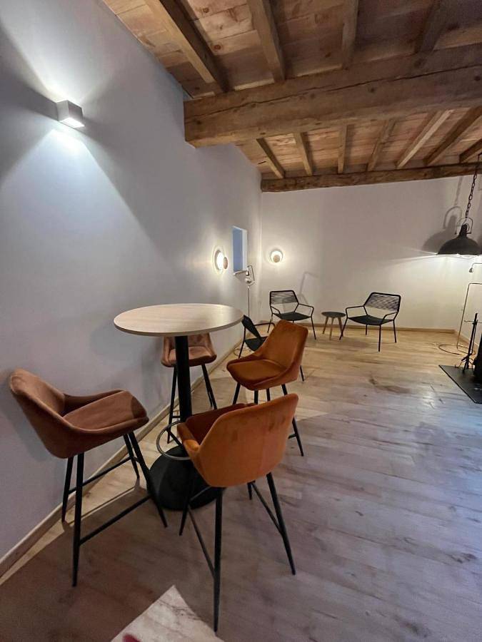Location de vacances pour 4 personnes, avec terrasse à Cournanel - 4