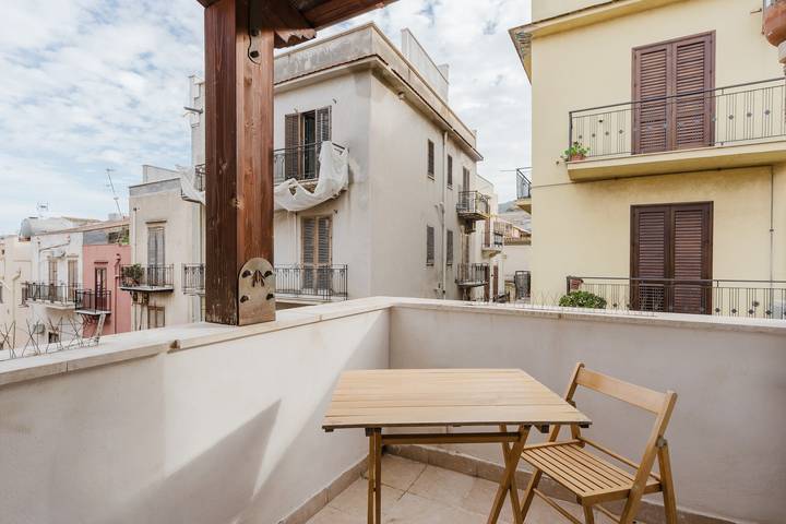 Ferienwohnung für 4 Personen, mit Balkon in Castellammare del Golfo