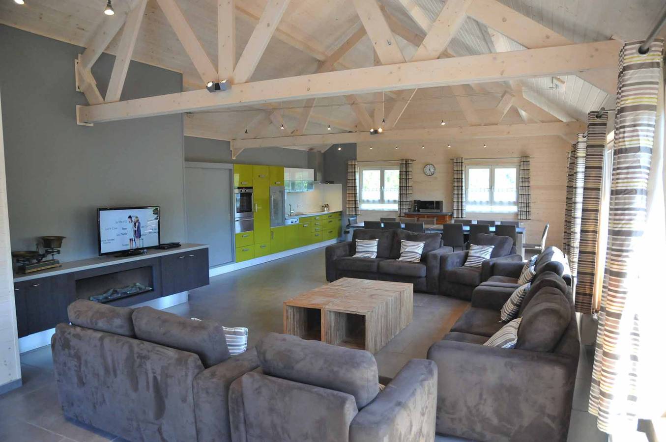 Luxe 12 persoons vakantiehuis nabij La Roche. - Vakantiehuis met sauna - Wifi in La Roche-en-Ardenne, Provincie Luxemburg