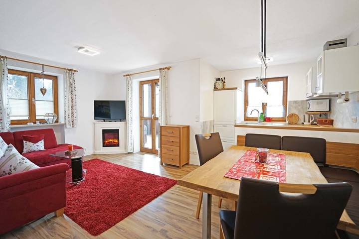 Ferienwohnung für 4 Personen, mit Balkon in Pfronten