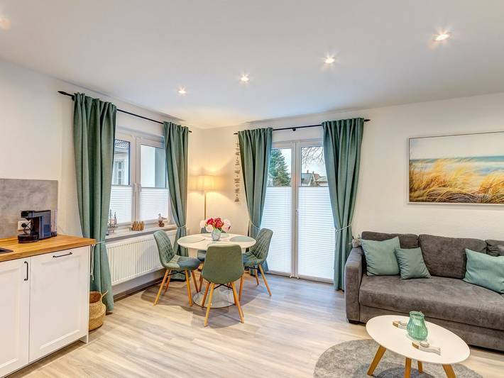 Ferienwohnung für 3 Personen, mit Garten und Balkon in Bansin