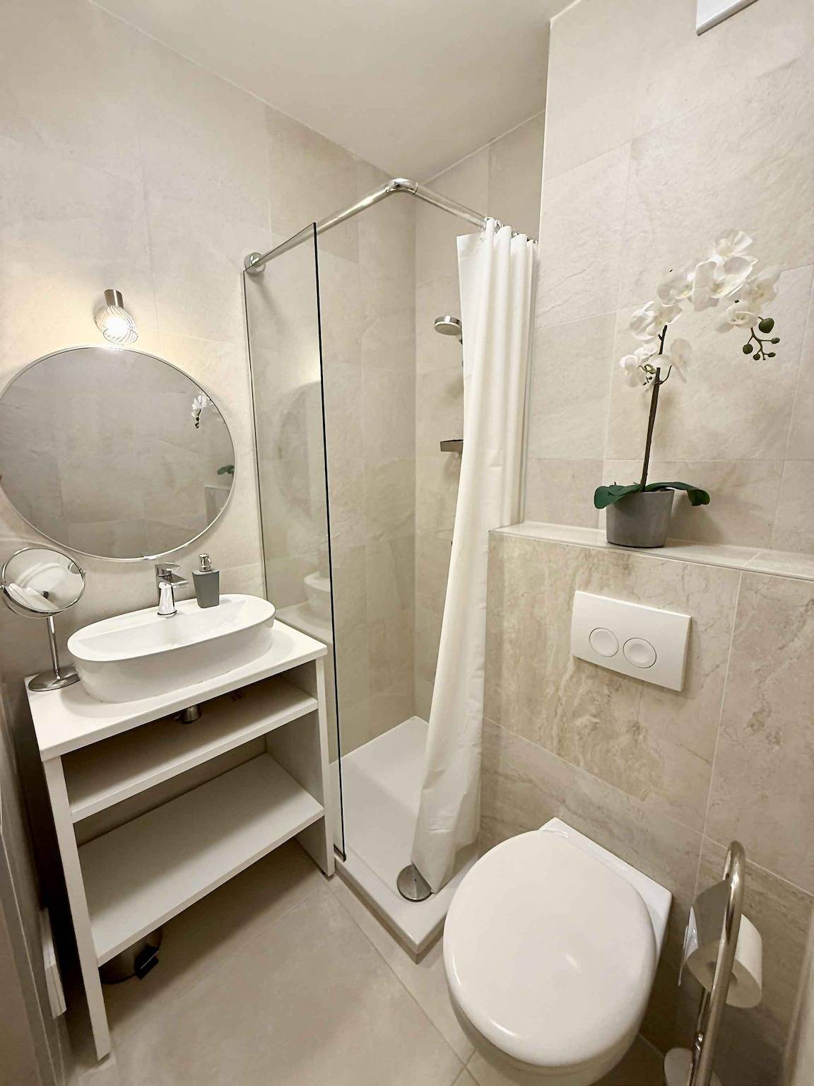 Ganzes Studio, Studio mit Meerblick und Gemeinschaftsgarten  in Njivice, Krk