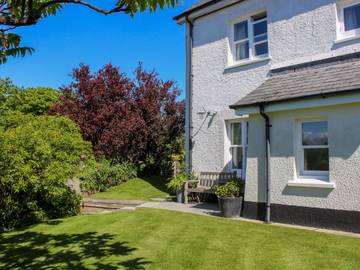 Holiday Home for 6 People in Dartmouth, Devon, Photo 1