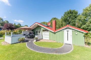 Ferienhaus mit Meerblick für 4 Personen, mit Garten und Terrasse sowie Sauna an der Nordsee