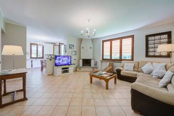 Villa für 6 Personen in Comune di Leggiuno, Lago Maggiore (Lombardei), Bild 3