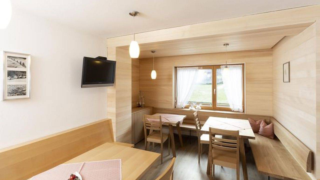 Doppelzimmer für 3 Personen (22 m²) in Mellau in Mellau, Bregenzerwald