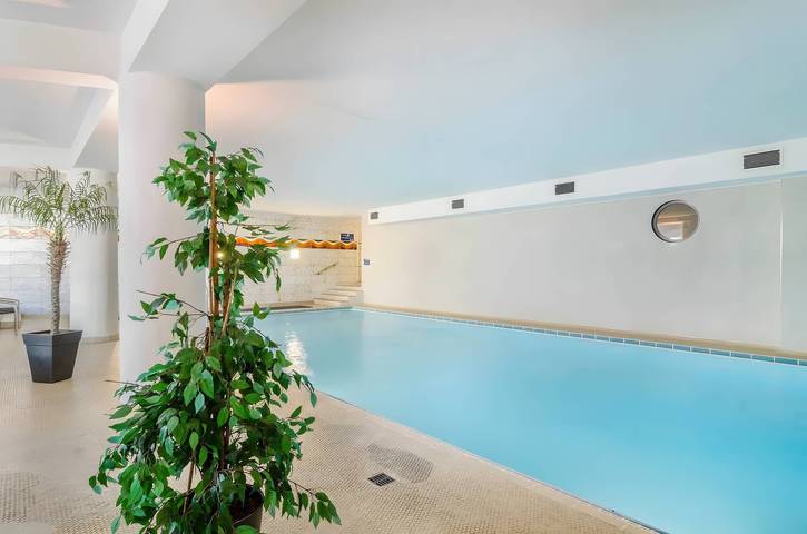 Ganze Wohnung, Apartment See Sun mit Innenpool und Sauna in Oberuhldingen, Uhldingen-Mühlhofen