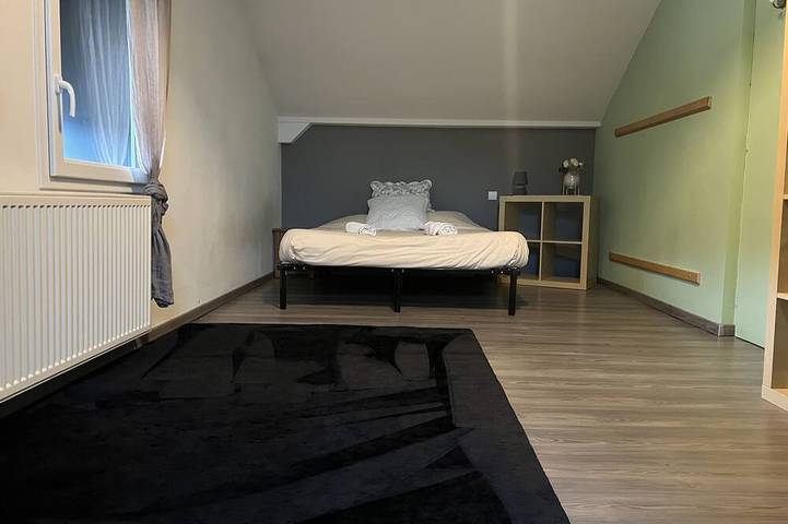 Chambre d’hôte pour 10 personnes, avec jardin dans le Jura - 3
