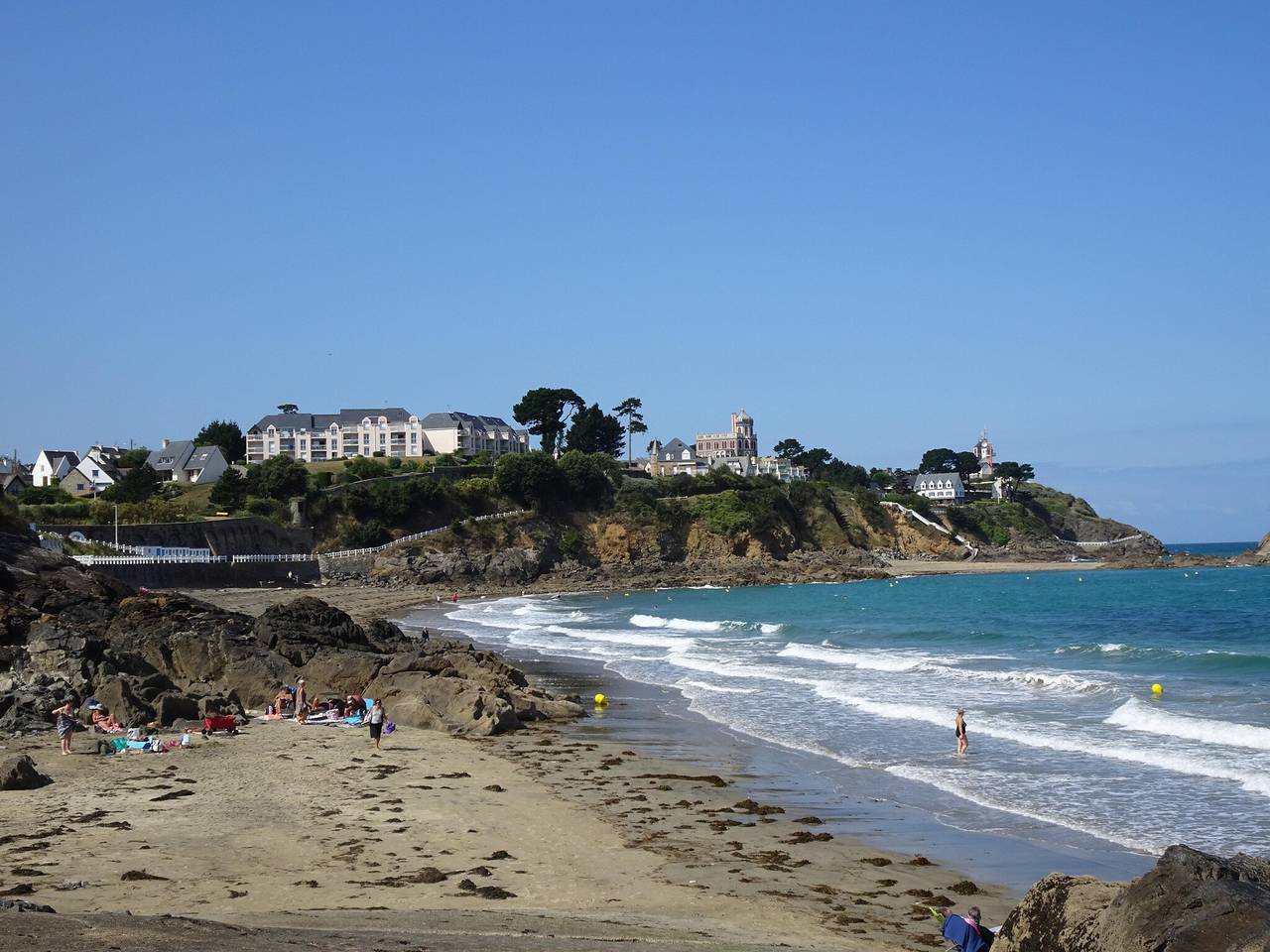 House in Saint-Quay near 7 Beaches in Saint-Quay-Portrieux, Côte de Goëlo