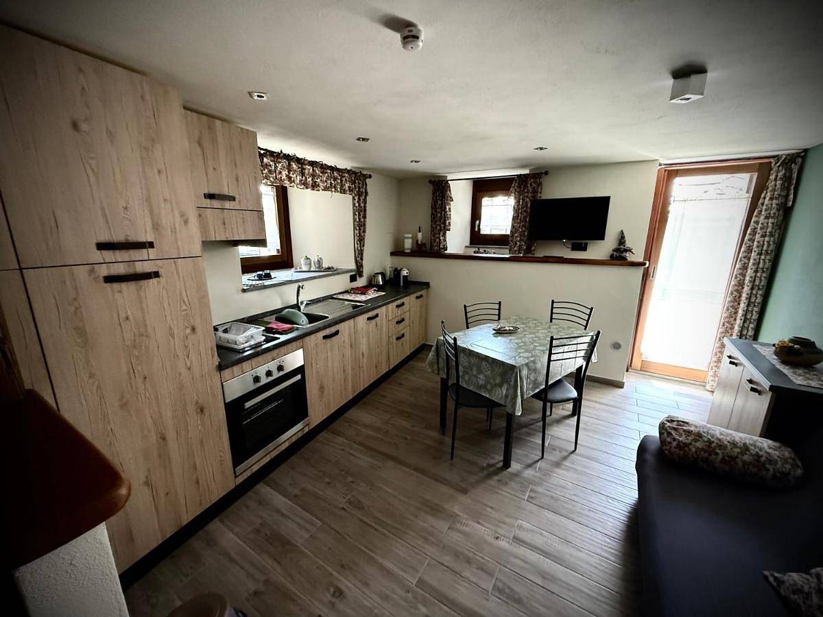 Appartement entier, La maison du faux monneyeur in Laval (Vallée d'Aoste), Comune di Saint-Rhémy-en-Bosses