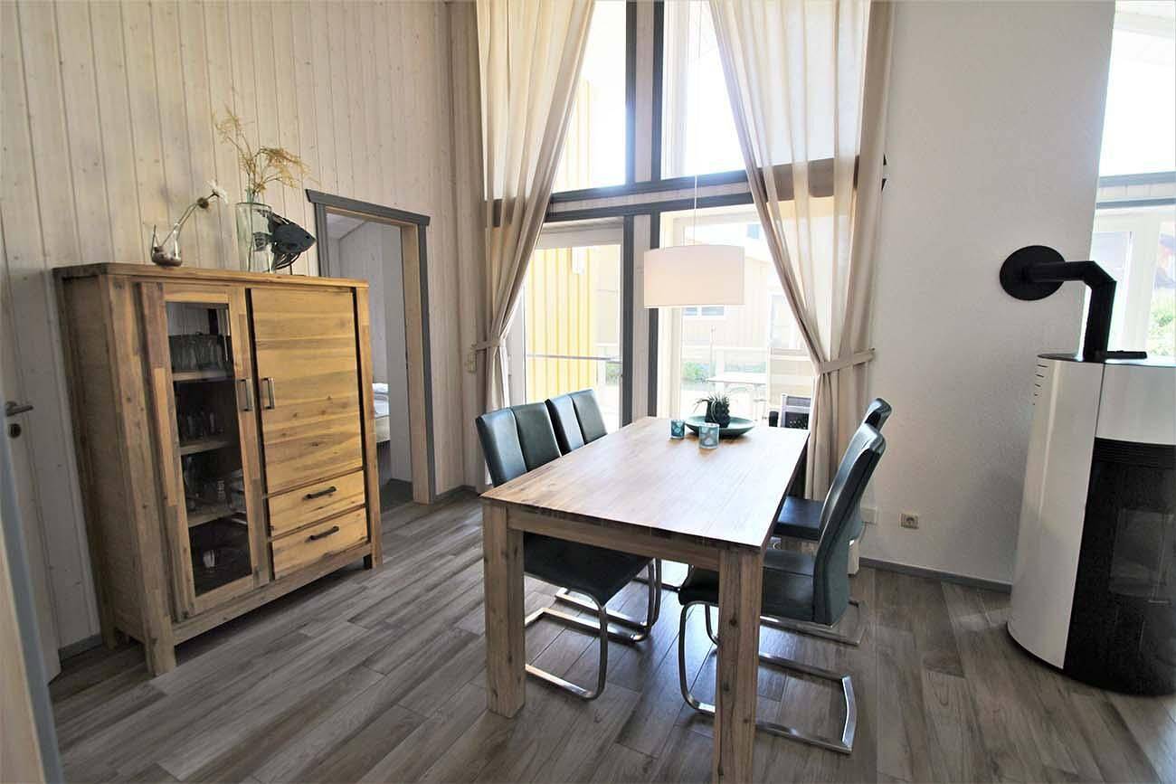 Seeschwalbe 75 - Das skandinavische Familienhaus für 4 mit Sauna und Whirlpool in Rechlin, Müritz