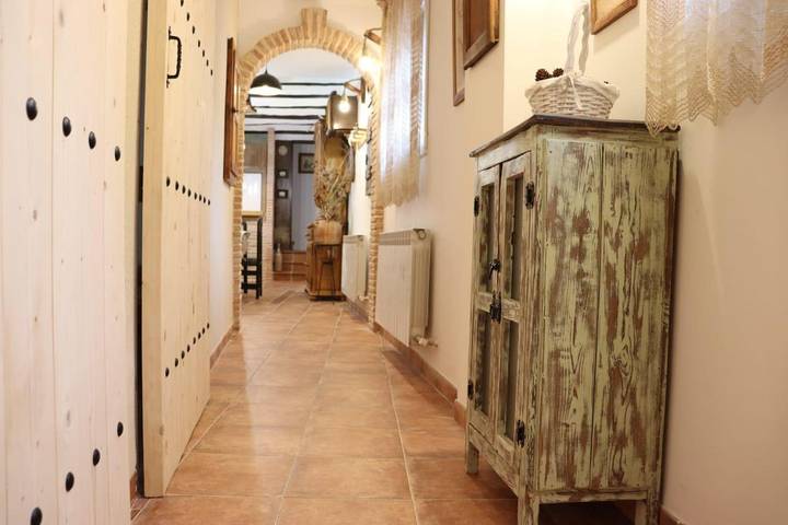 Casa de vacaciones para 11 personas, con balcón y vistas en Rincón de Ademuz - 2