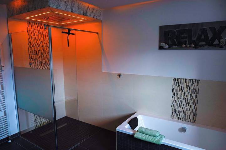 Ferienwohnung für 3 Personen, mit Whirlpool und Terrasse in Bitterfeld-Wolfen - 4