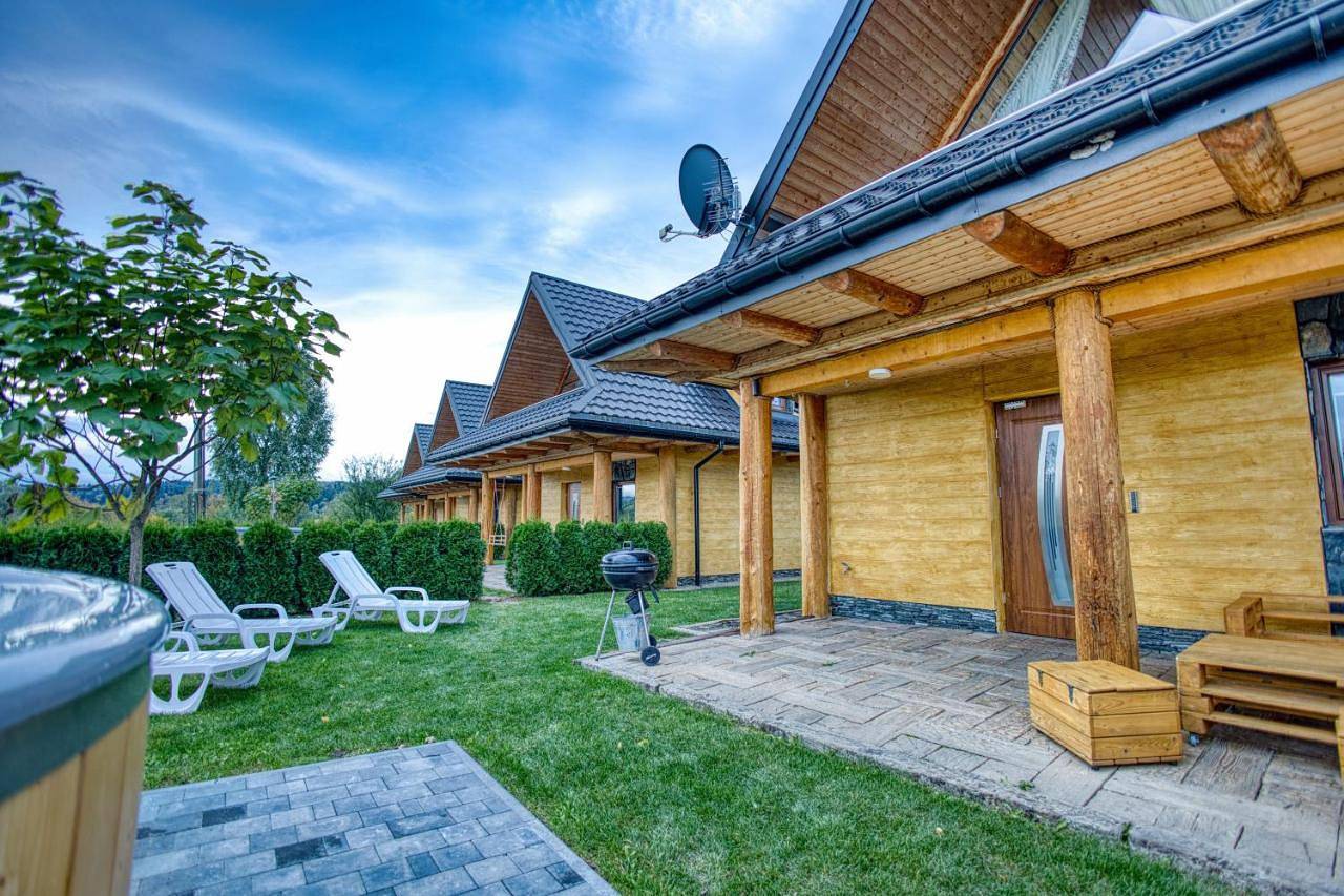 Łykolańczyk-Chatki z Jacuzzi in Polańczyk, Karpaty (Polska)