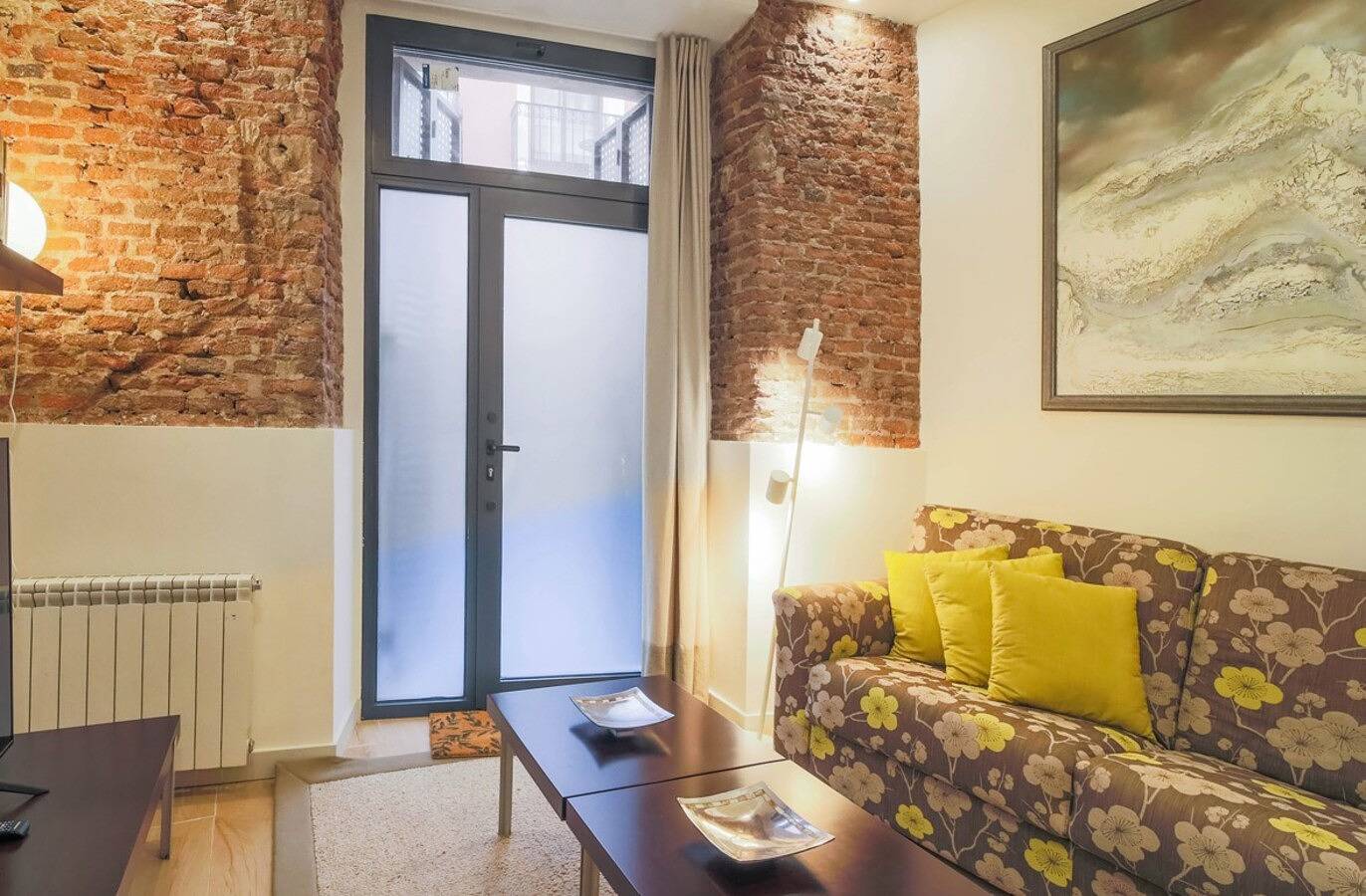 Apartamento entero, Housing Malasaña by Sharing Co in Centro (Madrid), Madrid