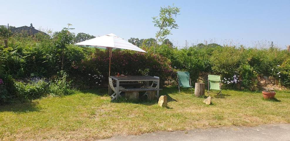 Location de vacances pour 2 personnes, avec vue et jardin, animaux acceptés à Mézières-sur-Couesnon - 2