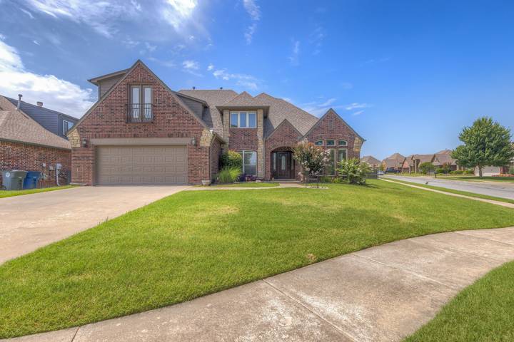 Vacation rental for 8 people, with hot tub in Tulsa
