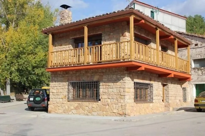 Gîte pour 9 personnes, avec balcon - 1