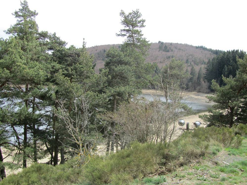 Gite 3 - Les Gîtes du Lac d'Issarlès in Le Lac-d'Issarlès, Massif central