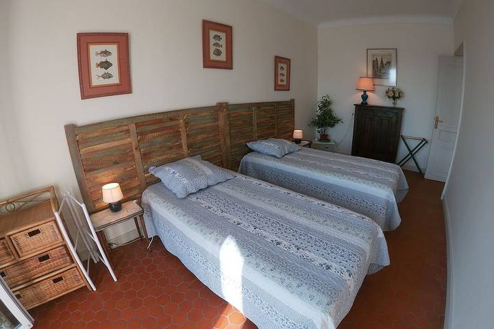 Entire apartment, Cannes - exceptional view. 90m². 3 or 4 vacationers. in Cannes, Mediterranean Coast (France)