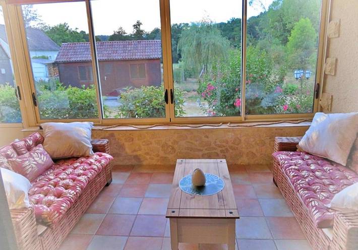 Location de vacances pour 7 personnes, avec vue et terrasse à Gensac - 2
