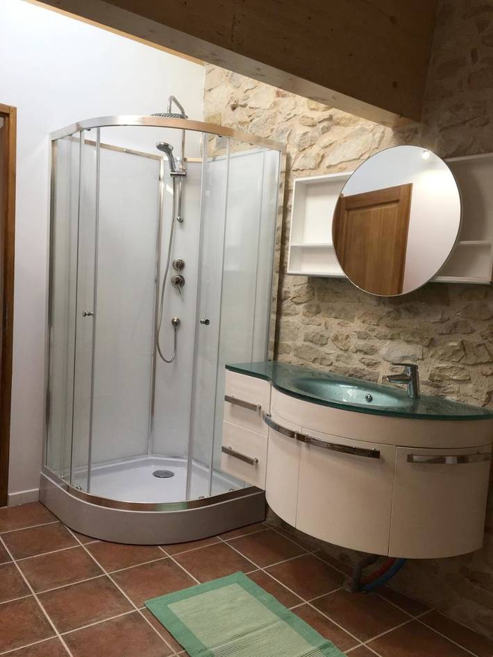 Location de vacances pour 6 personnes, avec jardin ainsi que vue et piscine à Larroque - 2