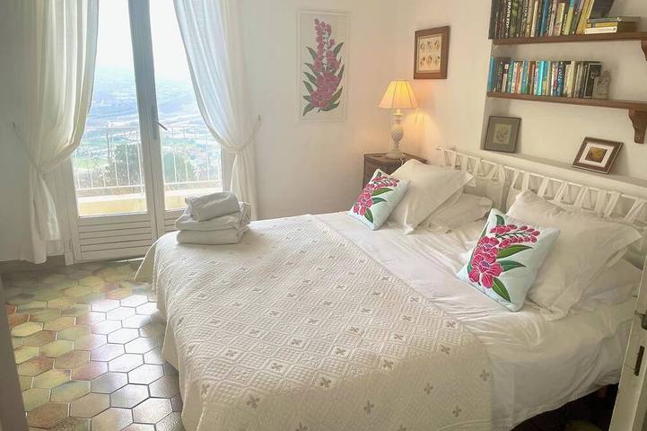 Location de vacances pour 4 personnes, avec jardin à Gattières - 2