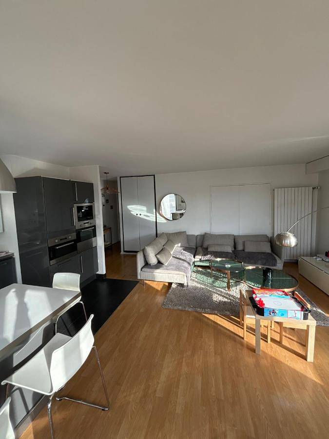 Gîte pour 7 personnes, avec vue et balcon, animaux acceptés à Charenton-le-Pont - 2