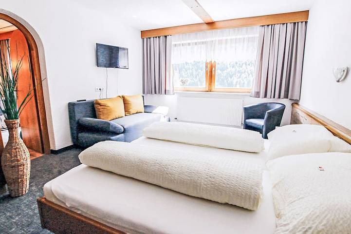 Ferienwohnung für 6 Personen, mit Balkon und Sauna in Kaunertal - 4