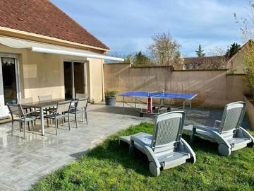 Gîte pour 6 personnes, avec jardin et terrasse à Buzançais