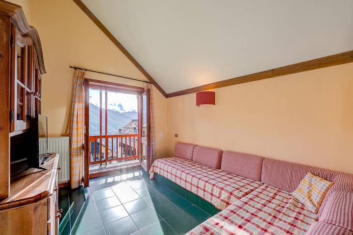 Baita per 4 persone, con balcone, adatto a famiglie con bambini a Sestriere e dintorni