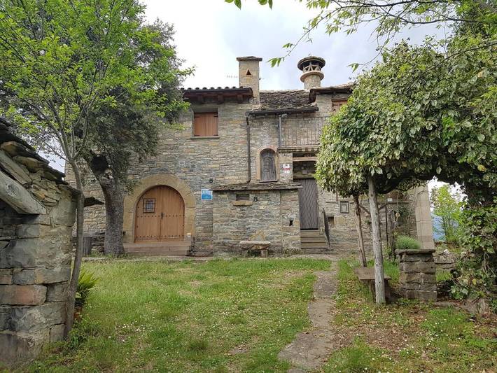 Casa rural para 8 personas, con Balcón y Terraza además de Jardín y Vistas en Aínsa