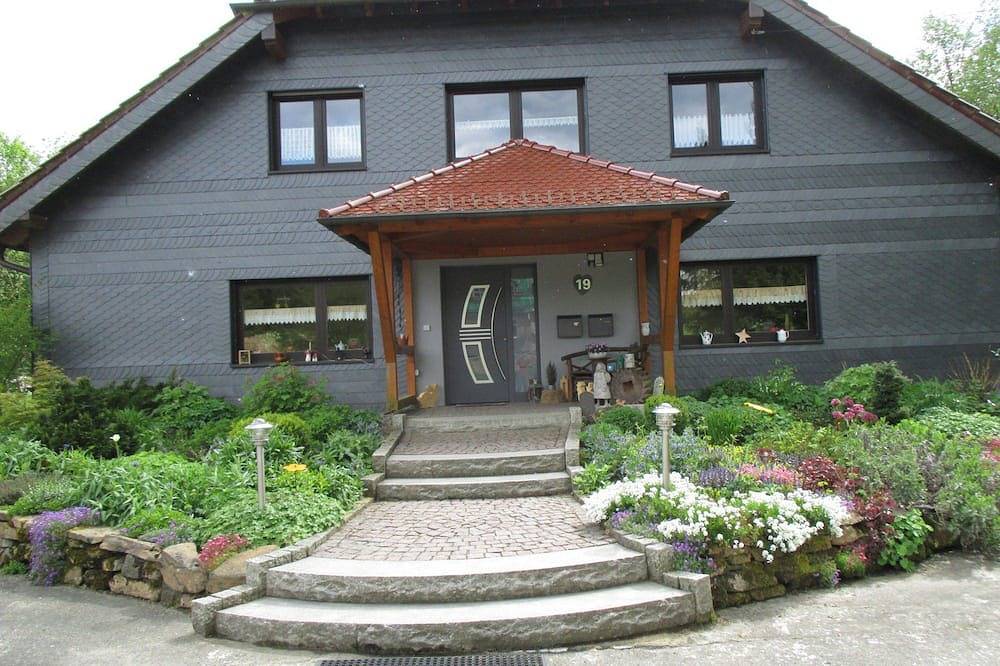 Ganze Wohnung, Gemütliche Ferienwohnung am Rande des Naturschutzgebietes Bacher Lay in Nisterau in Stockhausen-Illfurth, Westerwald