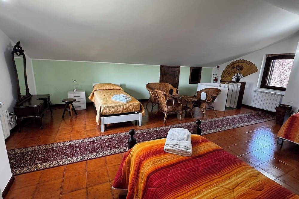 Villa Marvitt - Stone Cottage in Isernia, Isernia Provinz