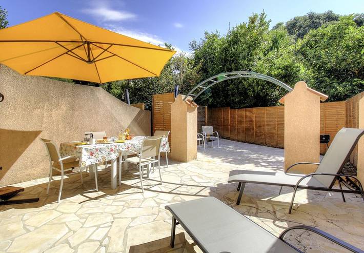 Gîte pour 2 personnes, avec Terrasse dans Sagone - 3
