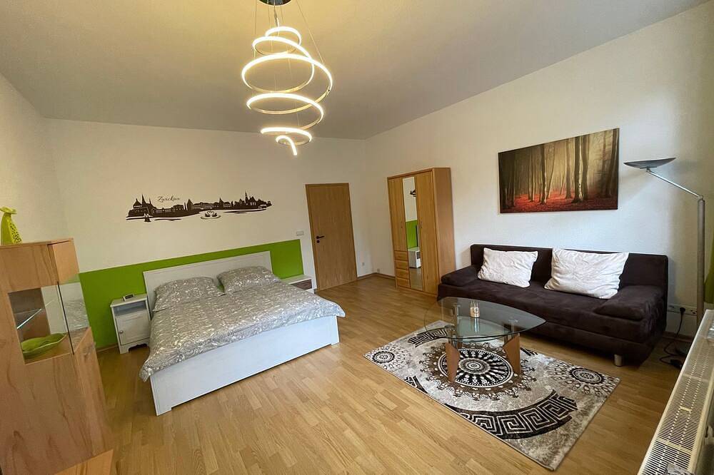 Ganze Wohnung, Ferienwohnung/App. für 4 Gäste mit 46m² in Zwickau (153923) in Zwickau, Chemnitz und Umgebung