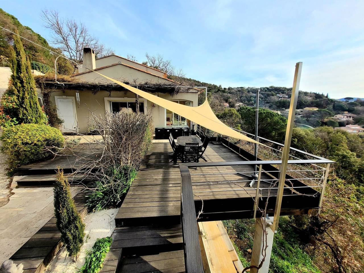 Haus Darshan Pool 10 Personen in Collobrières, Région de Toulon