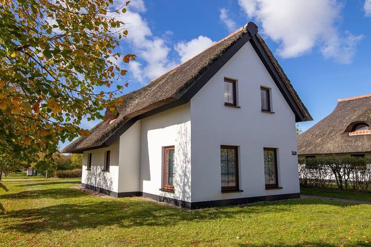 Cottage für 8 Personen, mit Terrasse und Garten - 1