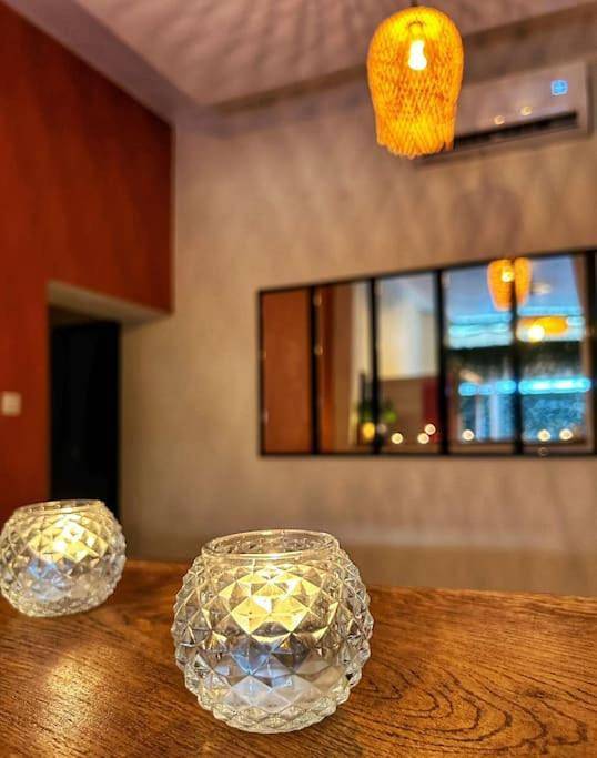 Gîte pour 2 personnes, avec terrasse ainsi que sauna et jacuzzi dans Marcinelle - 3