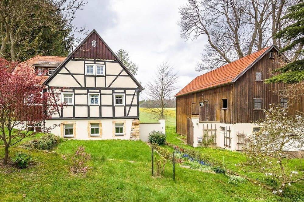 Ferienhaus Unter den Eschen - Ferienhaus, Dusche, Wc, 4 oder mehr Schlafräume in Pretzschendorf, Klingenberg
