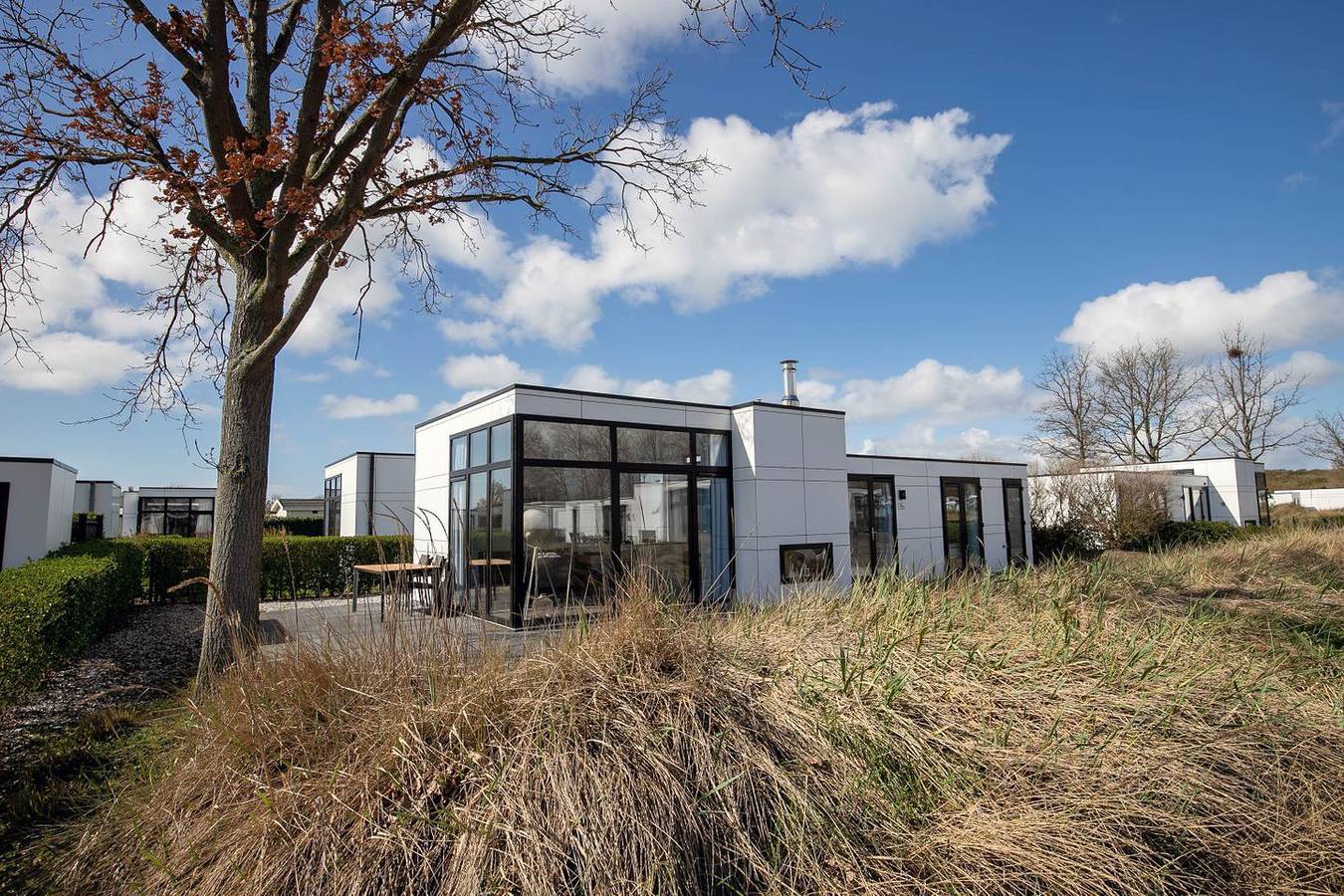 Tolles, modernes Chalet 'Strandvergnügen' mit Garten 300m vom Strand in Zeeuwse Kust