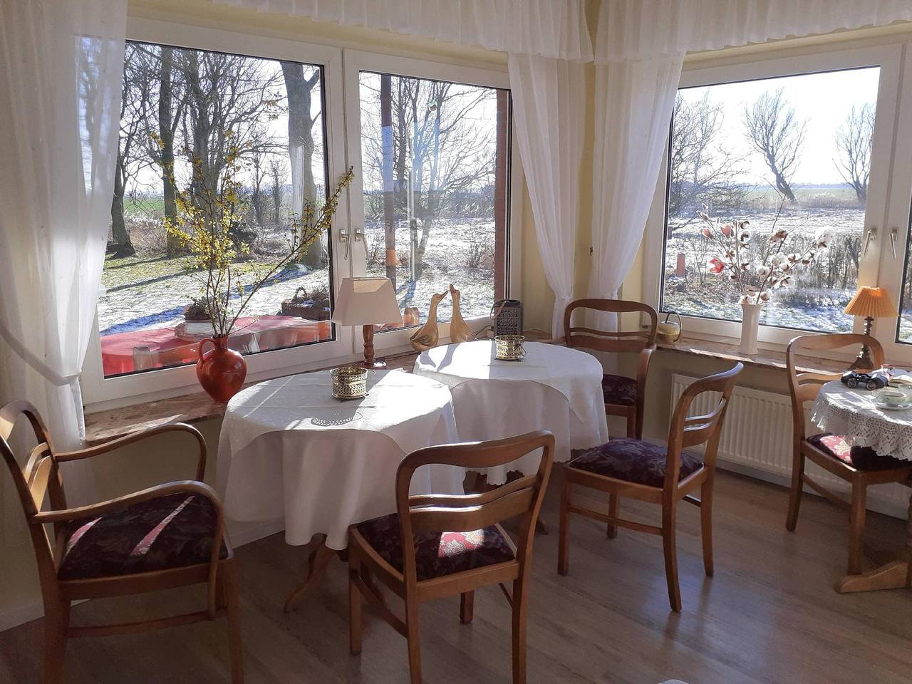 Doppelzimmer mit Frühstück, auch als Einzelzimmer im Obergeschoß in Pilsum, Krummhörn