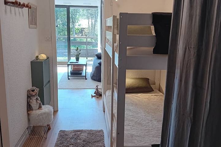 Gîte pour 4 personnes, avec balcon dans Alpe du Grand Serre - 2