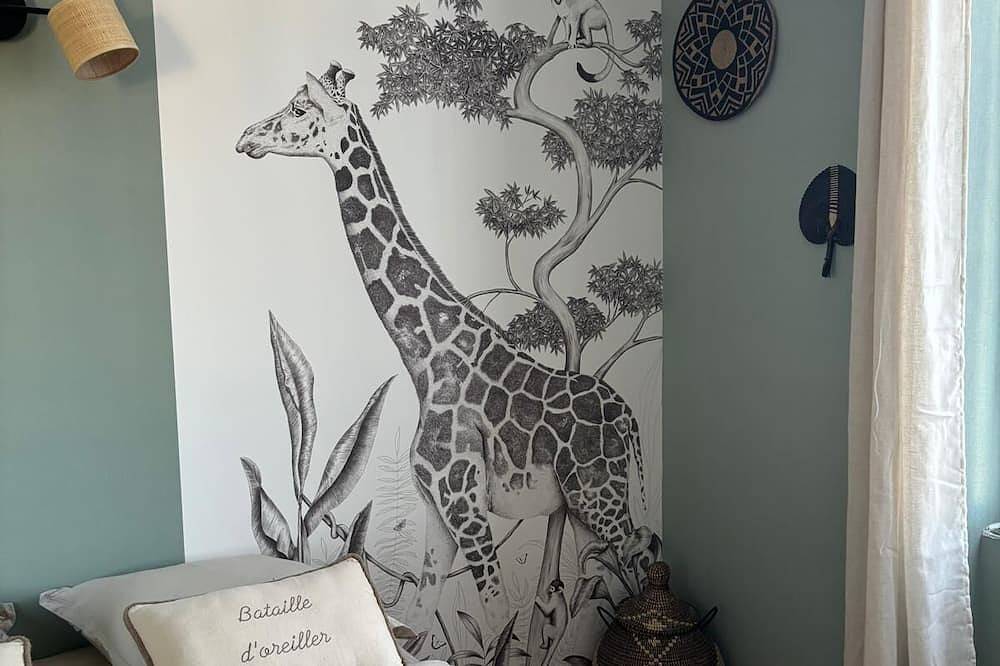 Lhanoï Maison en Pierre Entièrement Rénovée Avec Jacuzzi in Port-en-Bessin-Huppain, Bayeux region