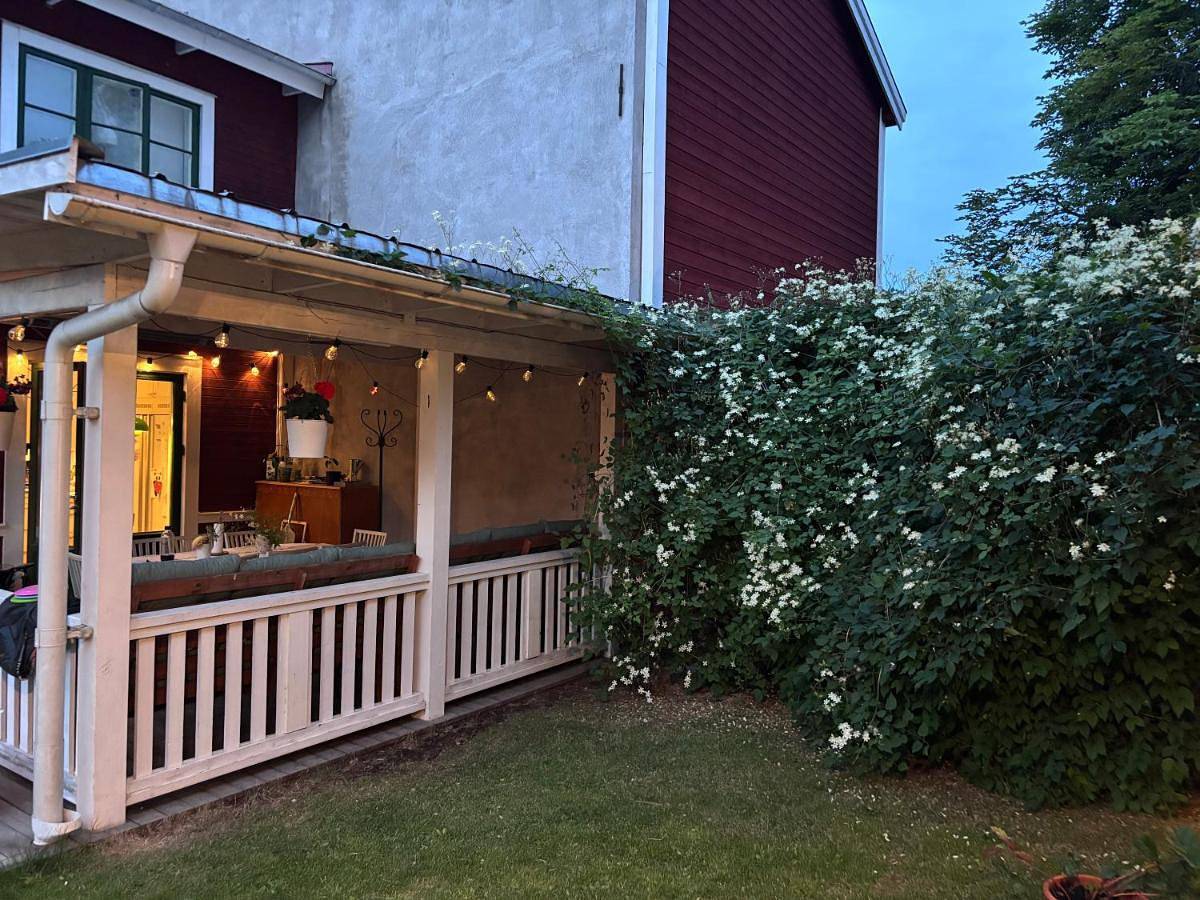 Appartement entier, Guesthouse Konstvaktaren in the middle of the World Heritage in Falun, Dalécarlie