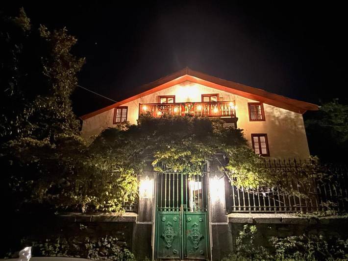 Chalet para 18 personas, con piscina además de vistas y jardín, Familias con niños en Álava - 3