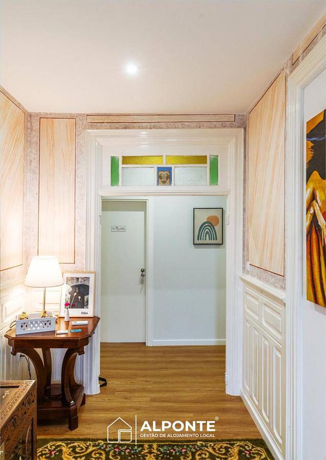 Location de vacances pour 12 personnes, avec Balcon et Terrasse ainsi que Jardin et Piscine dans Riba de Mouro - 4